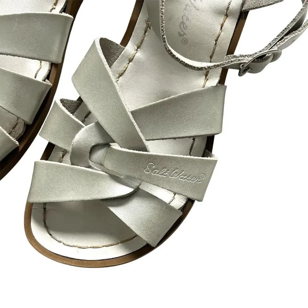 Salt Water Sandals The Original Silver Leather big Kid Size 3 Summer comfy
